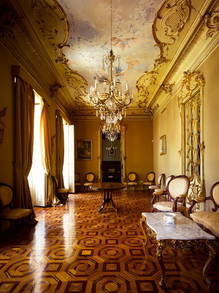 Museo Regional de Arte Moderno — Del propietario