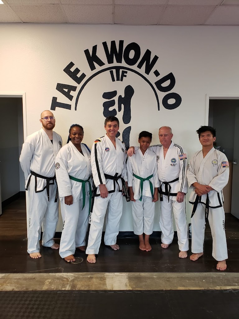  Stone Taekwon-Do