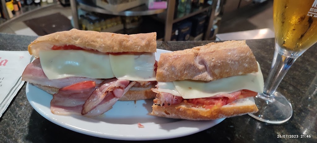 A Saga — Comida y bebida
