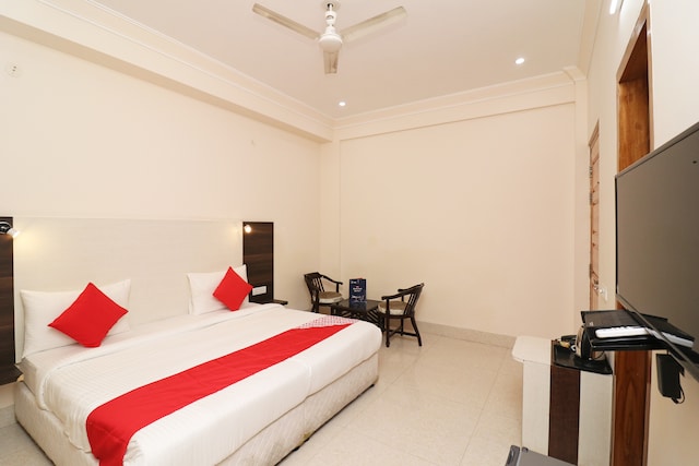 Hotel O Centre Plaza
