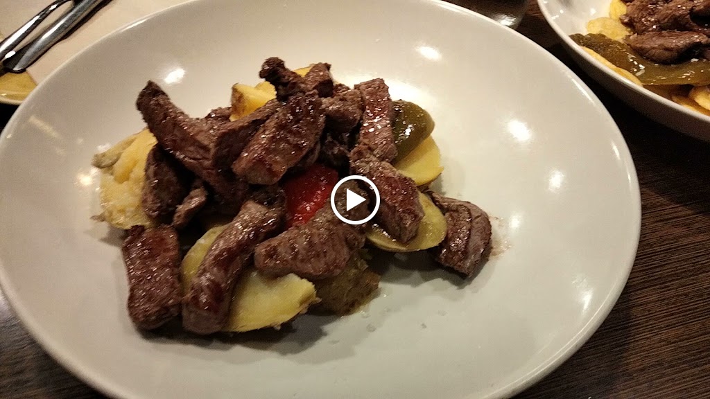 Restaurante El Potro — Videos