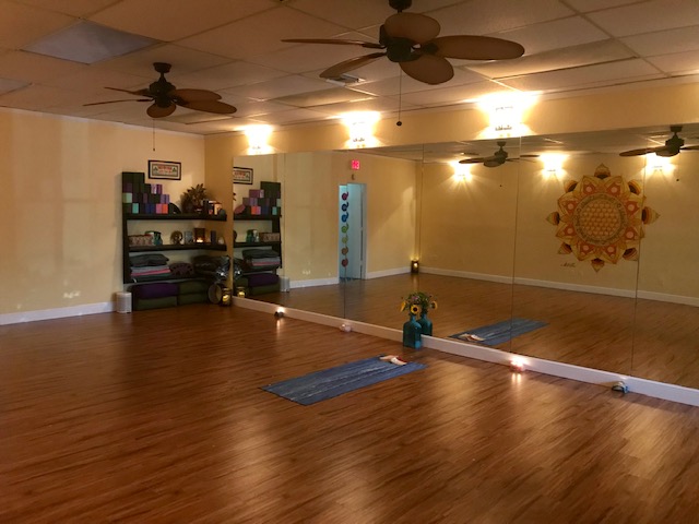  Shanti Yoga Shala