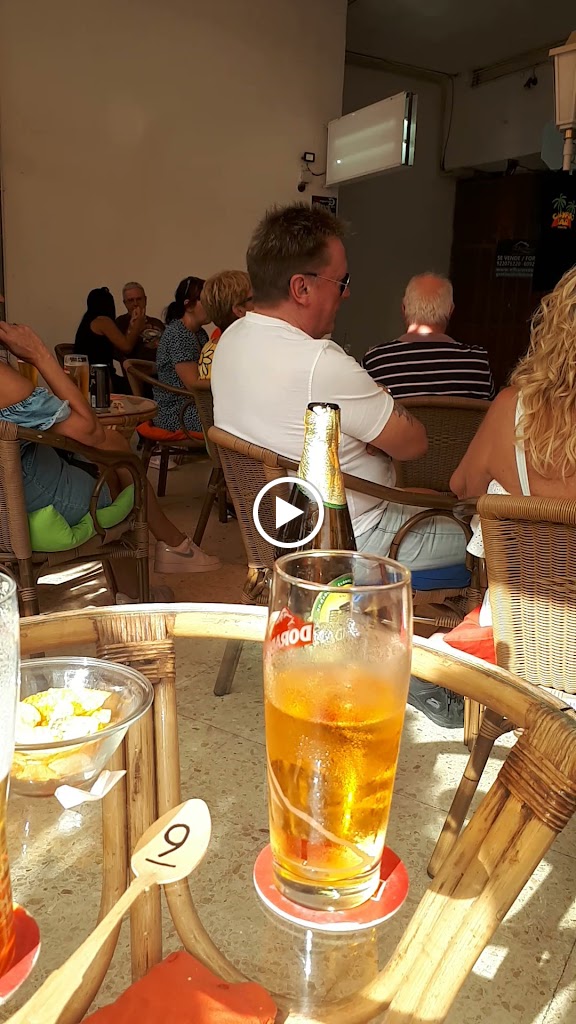calypso bar — Comida y bebida