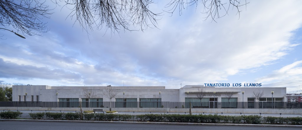 TANATORIO LOS LLANOS. Albia Valdepenas.