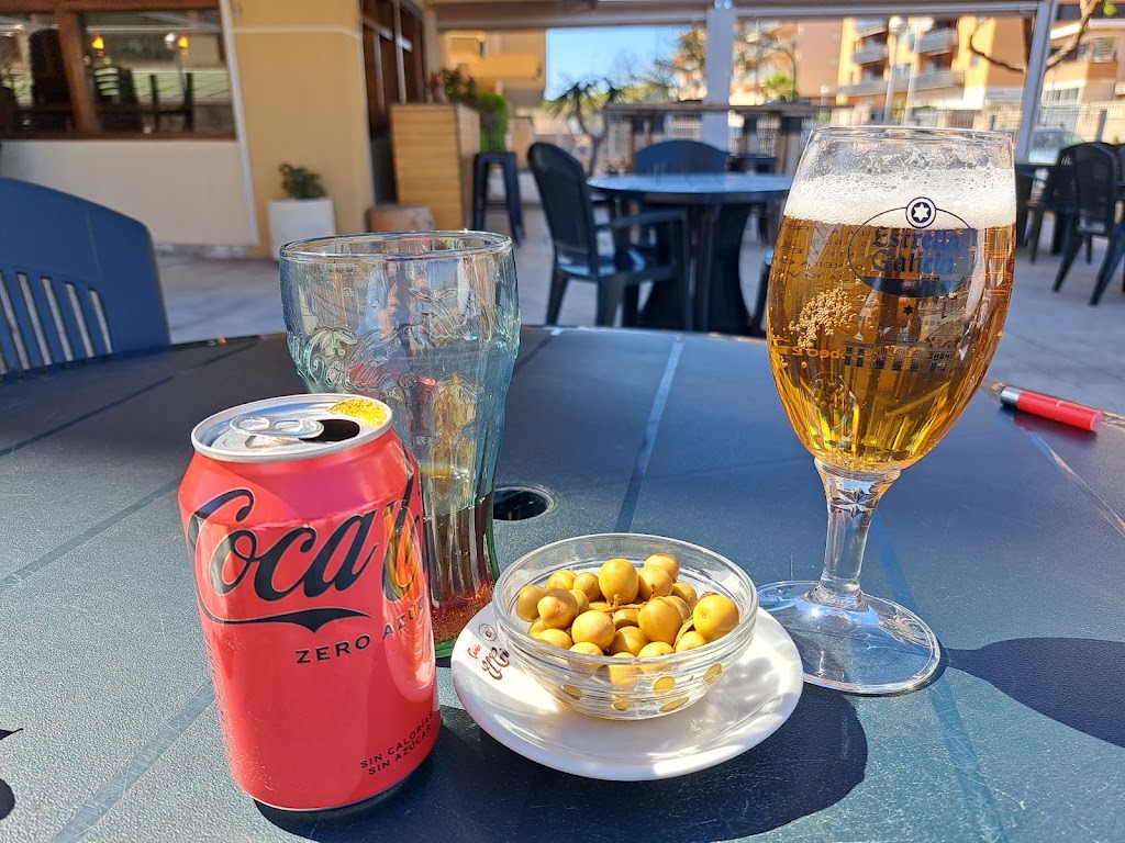 Restaurant La Tostadica — Comida y bebida