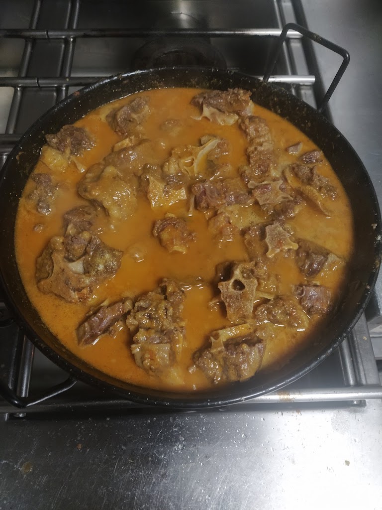 Restaurante Meson El Pase — Comida y bebida