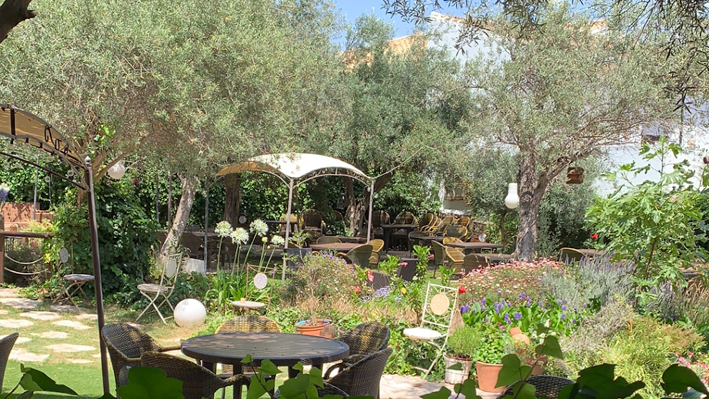 Aroma Cafe & Secret Garden - Mijas Pueblo