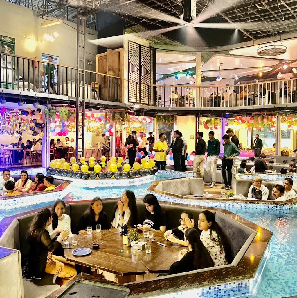 Green Leaf Family Restaurant And Lounge