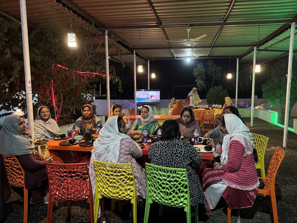 Hotel Shivchandra Family Garden Restaurant