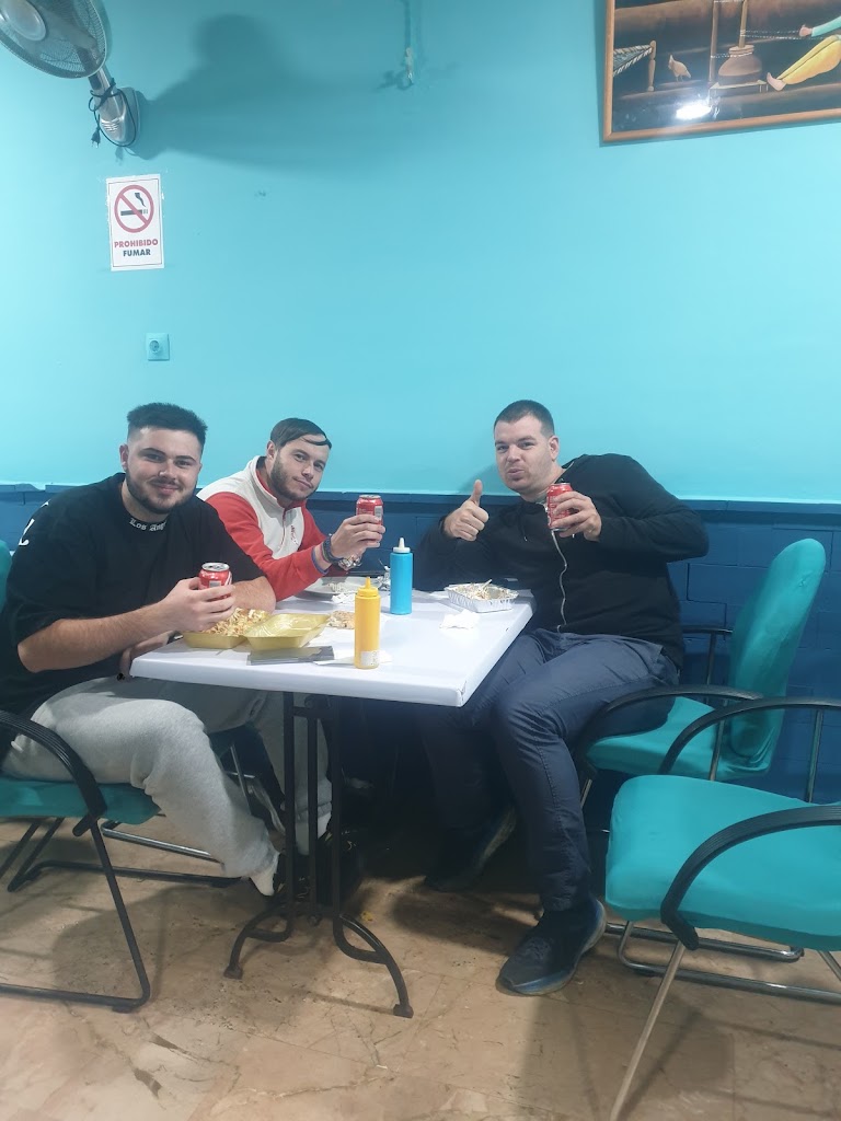 Loja doner kebab — Ambiente