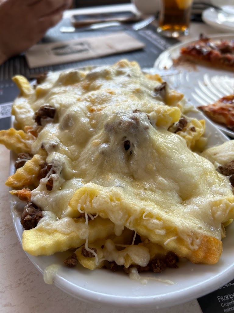 Pizzeria Da Francesco (La Jara) — Comida y bebida