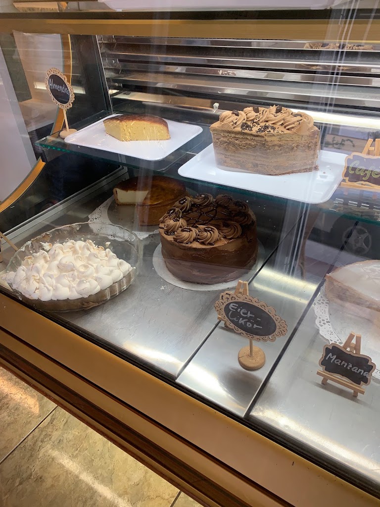 Kaiser Cafe — Ambiente