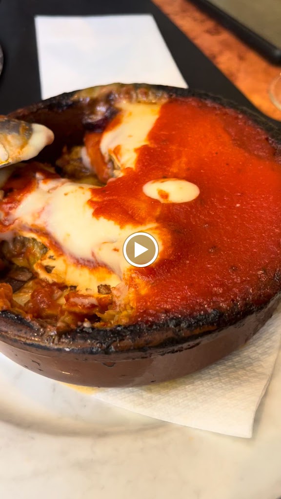 Pizzeria-Trattoria Romolo — Videos