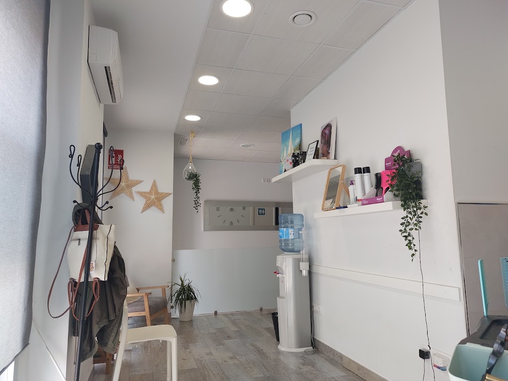 Peluqueria Adara — Interior