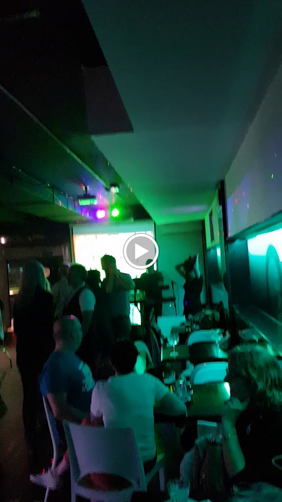 Bar Coco Lounge - Vitoria-Gasteiz, Alava — Videos