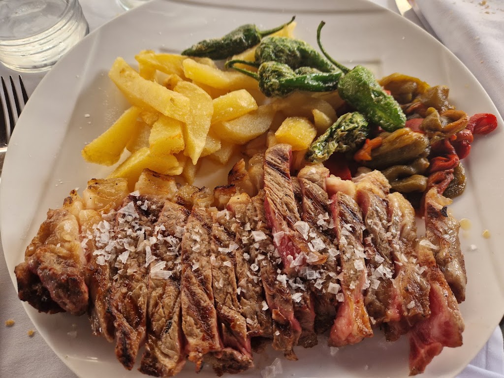 Restaurante Doze — Comida y bebida