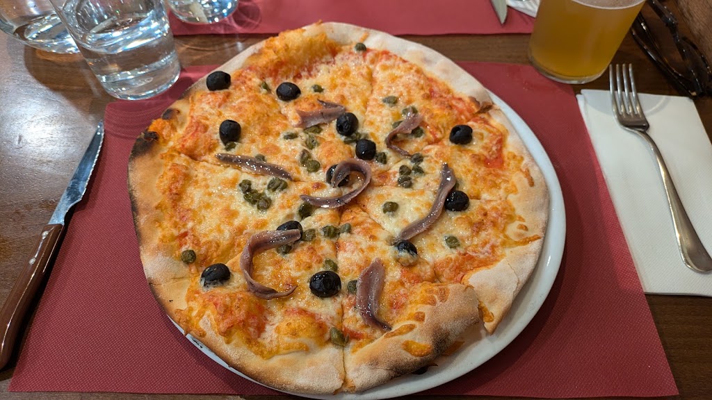 Restaurante La Pintozzeria — Pizza