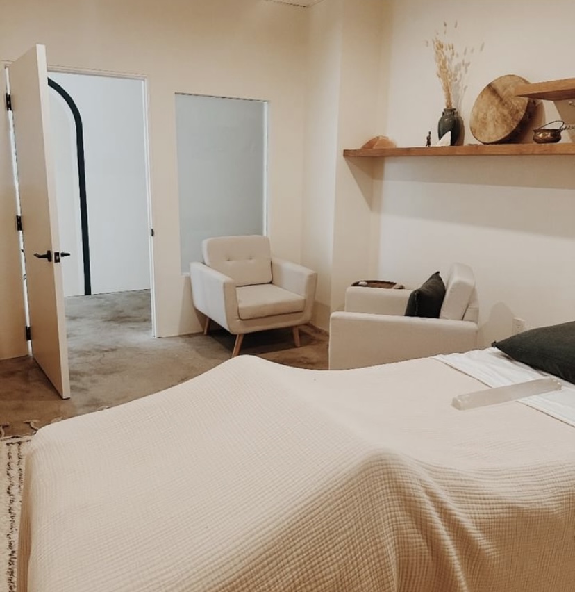  WildRoot Stretch & Wellness