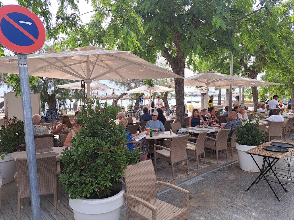 Restaurante Corb Mari — Ambiente