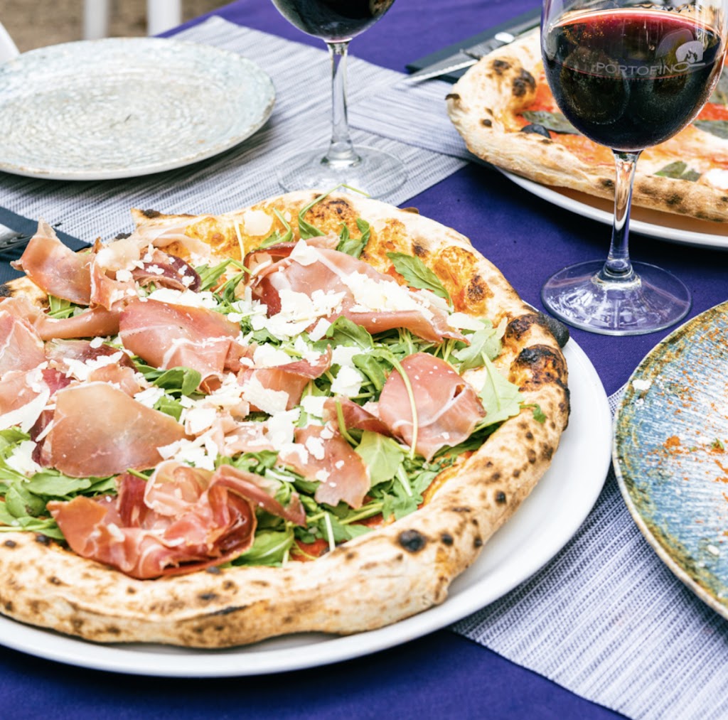 Portofino Pizzeria y Restaurante — Pizza