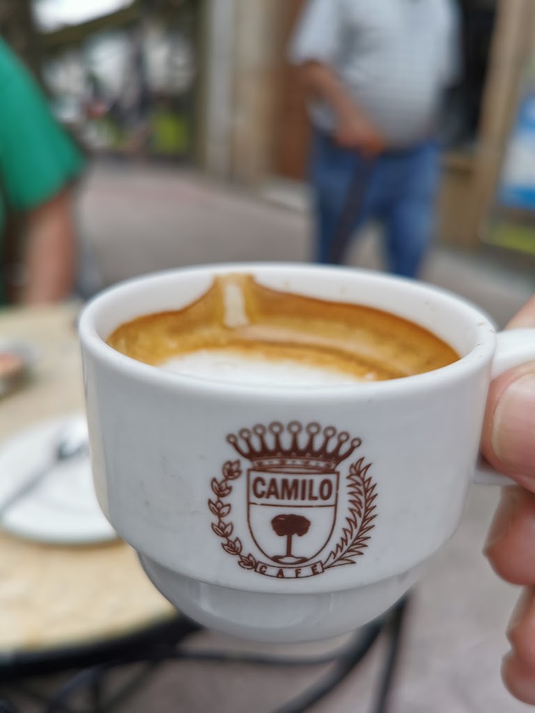 Cafeteria Camilo — Cafe