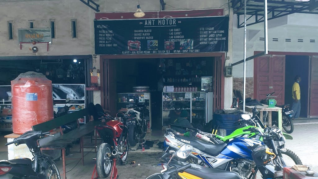 Aneka Teknik Press