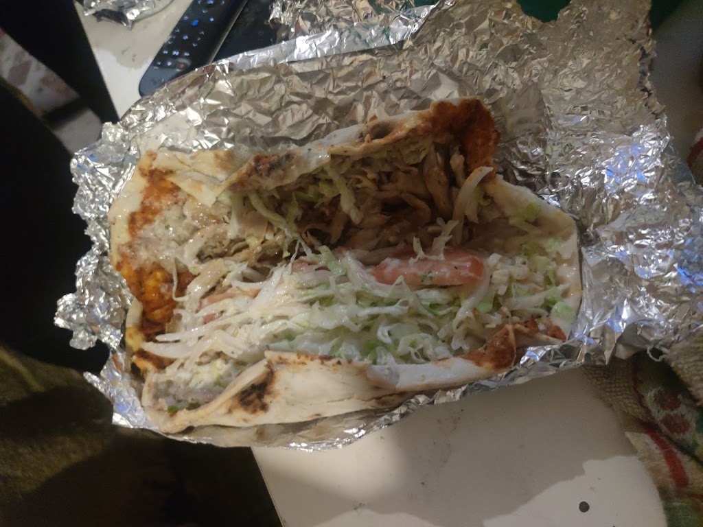 KEBAB LOS HERMANOS — Comida y bebida