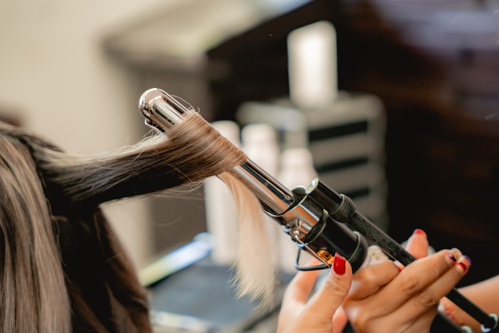 Blanca Chi Salon