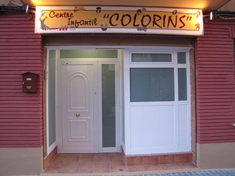 Escola Colorins