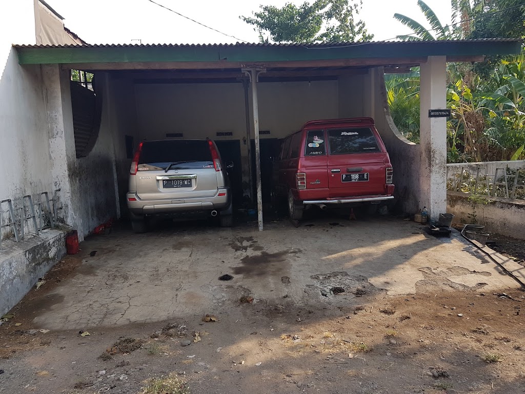 Bengkel Mobil Pak Sujud