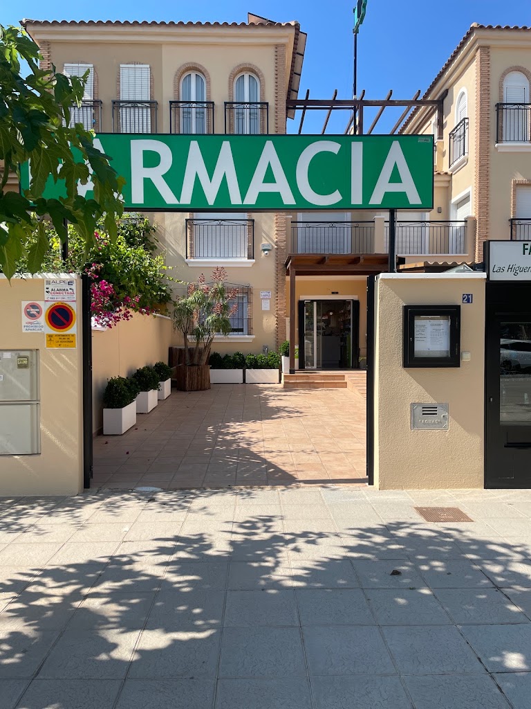 Farmacia Playa Las Higuericas Lda. M del Mar Lorenzo Banon — Del propietario