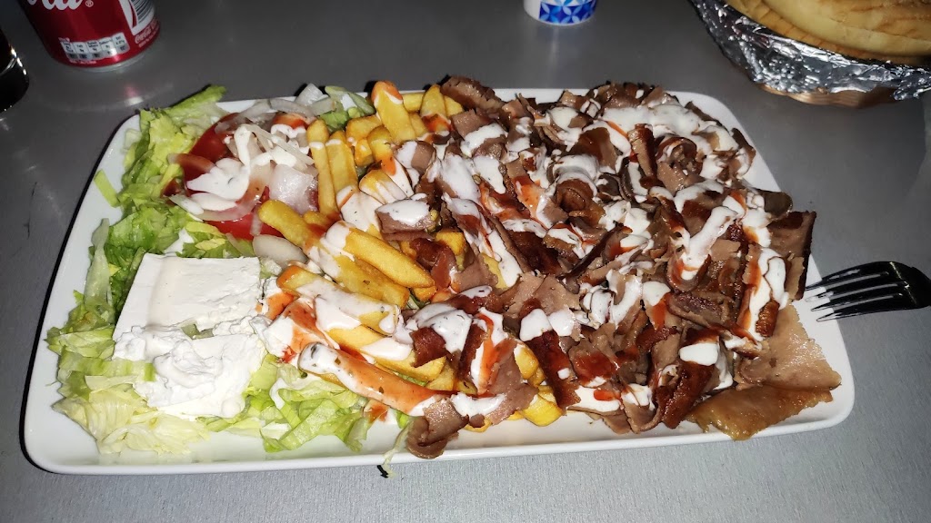 Aladin Doner Kebab — Comida y bebida