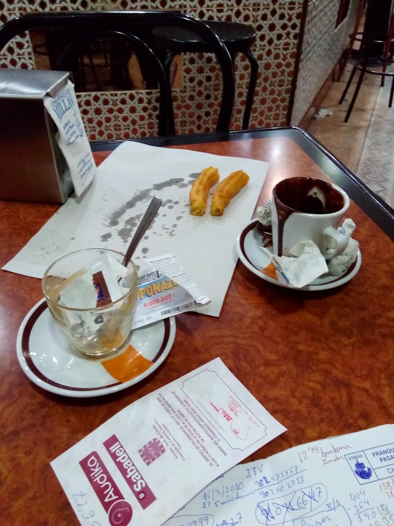 Cafeteria y churreria Millan — Cafe