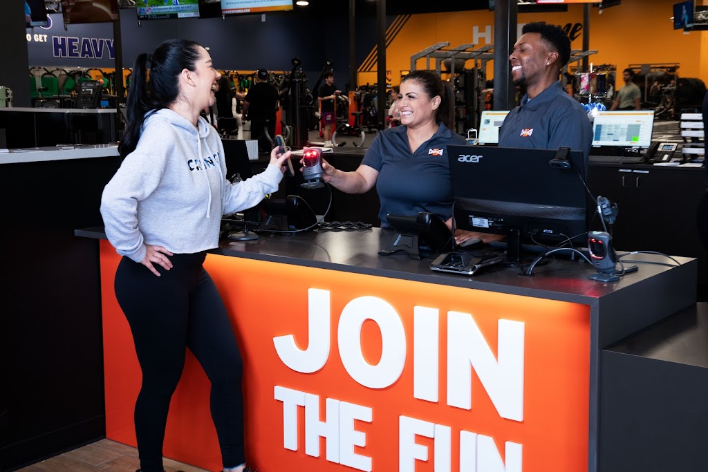  Crunch Fitness - Orlando Park