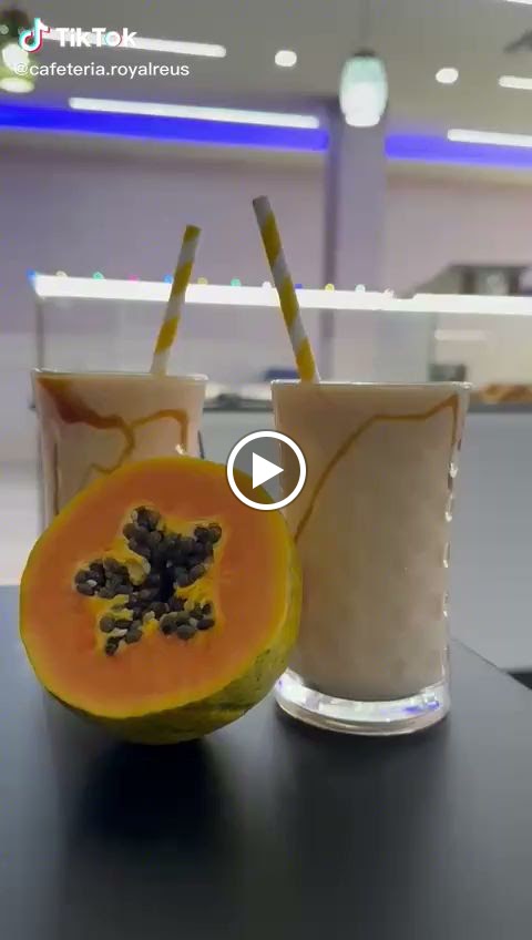 Royal, Reus — Videos