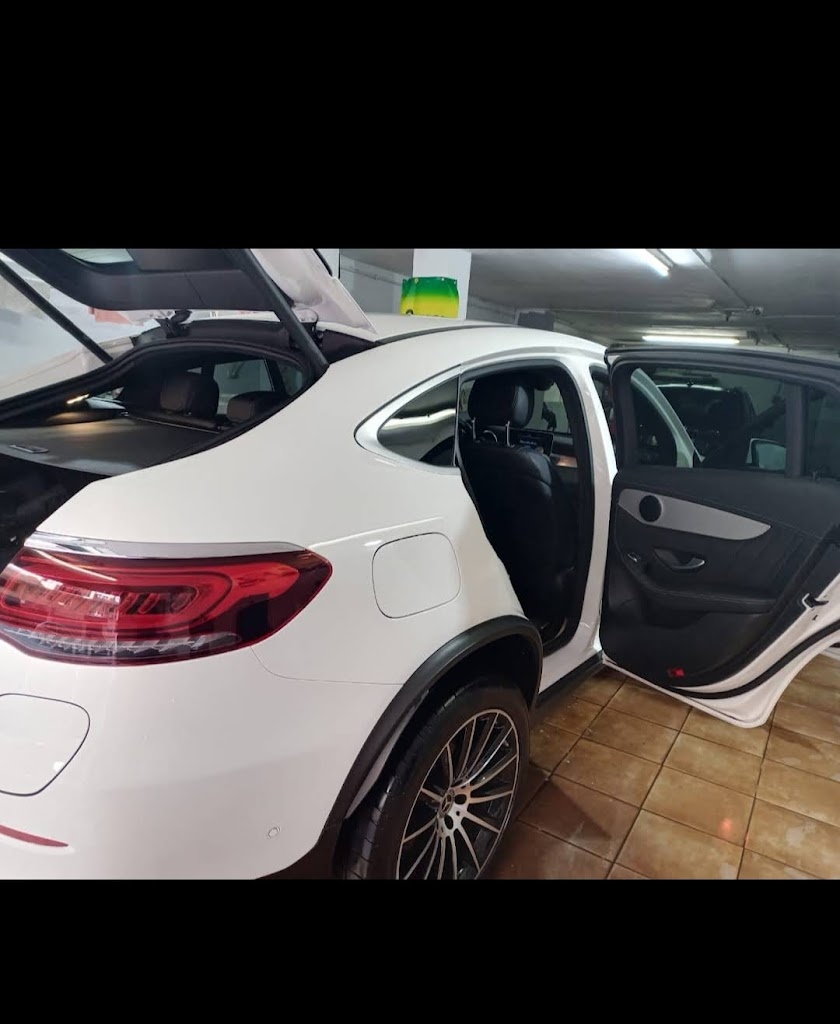 Lavado de coche con a mano