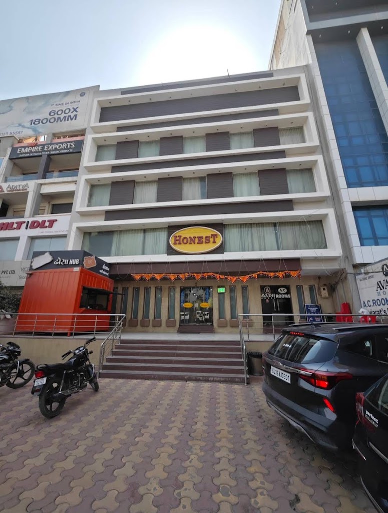 Avadh Hotel