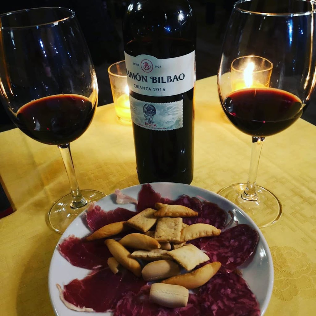 Cafeteria Restaurante El Risveglio — Vino