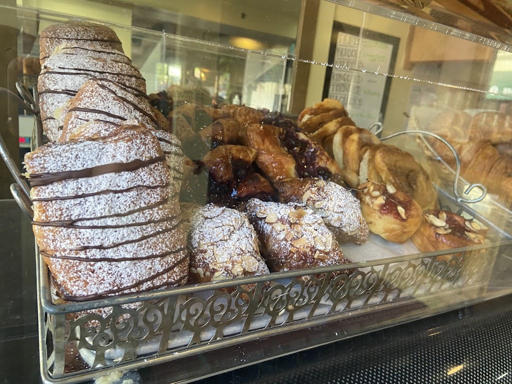 Mon Petit Choux in Nanaimo