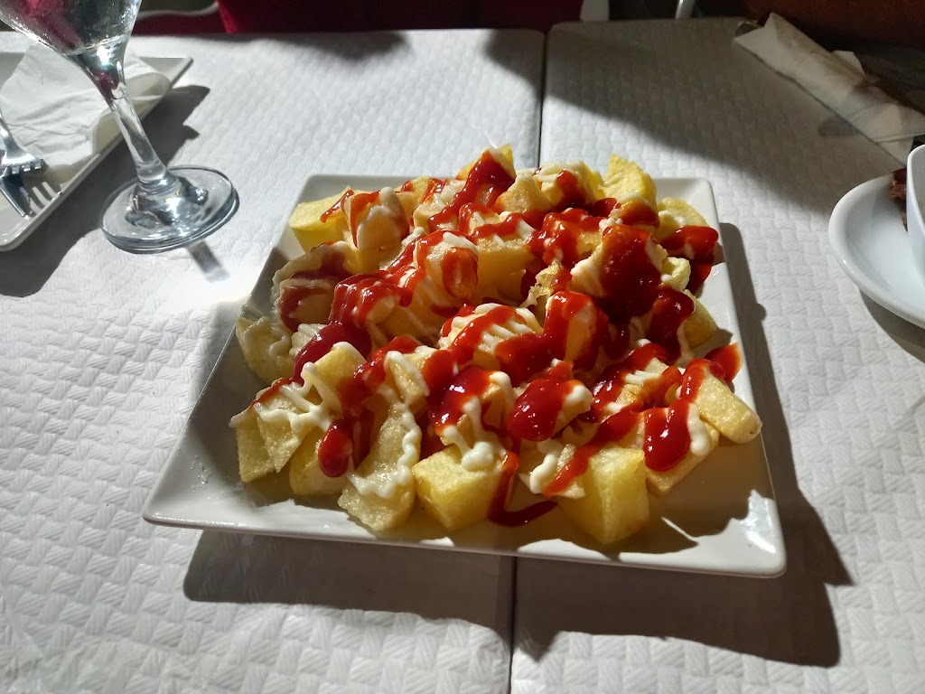Braseria caas reachel — Comida y bebida