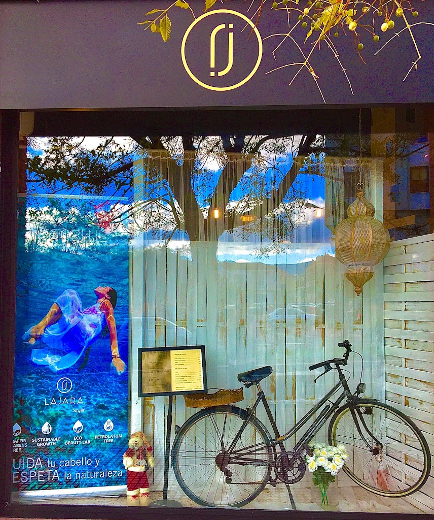 LAjARA Style peluqueria Ibi — Del propietario