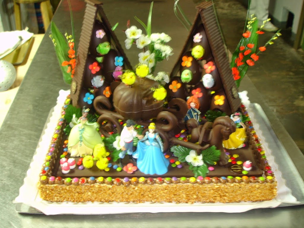 PASTELERIA ALEJOS S.L. — Comida y bebida