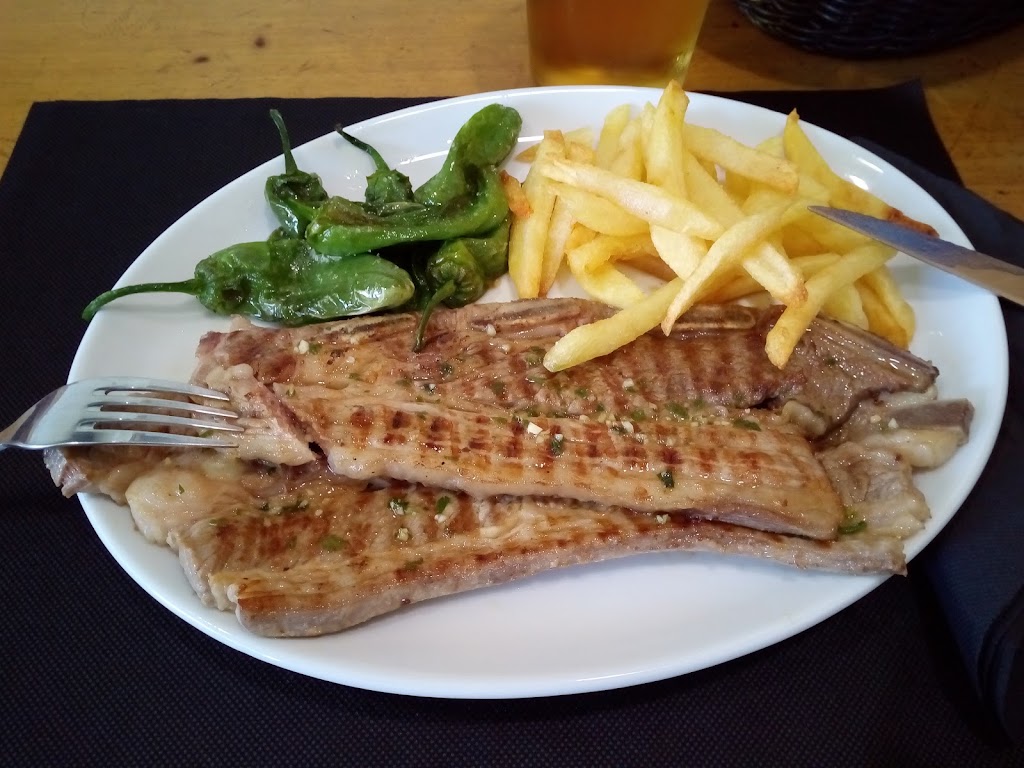 Aurrera Taberna — Comida y bebida