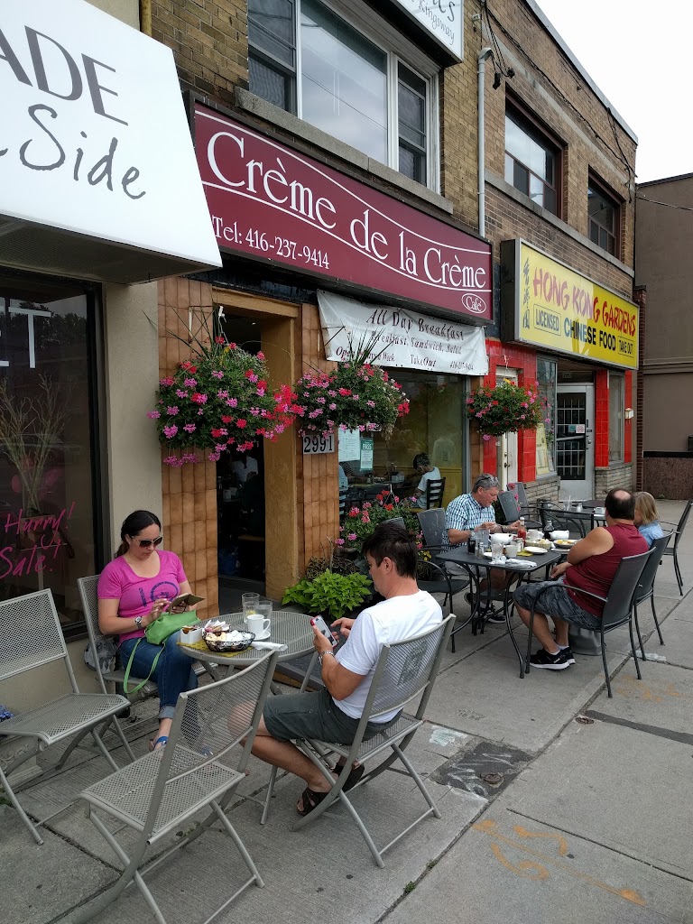 Creme De La Creme Cafe
