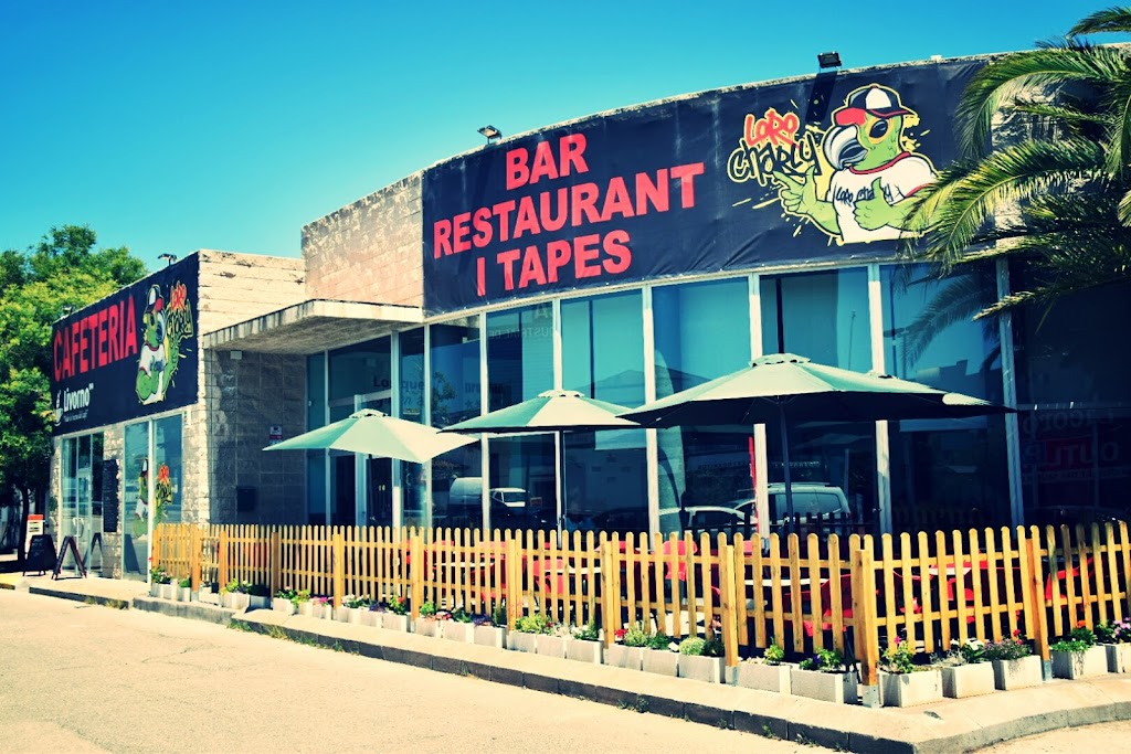 Loro Charly Ripollet Restaurant