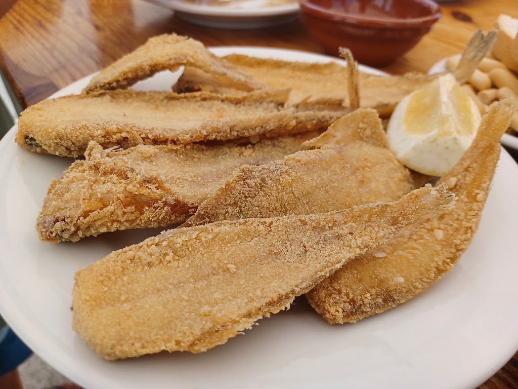 Bar Club Nautico Sancti Petri (Restaurante Cirilo) — Comida y bebida