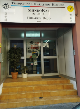 TRADICIONAL KARATEDO KOBUDO