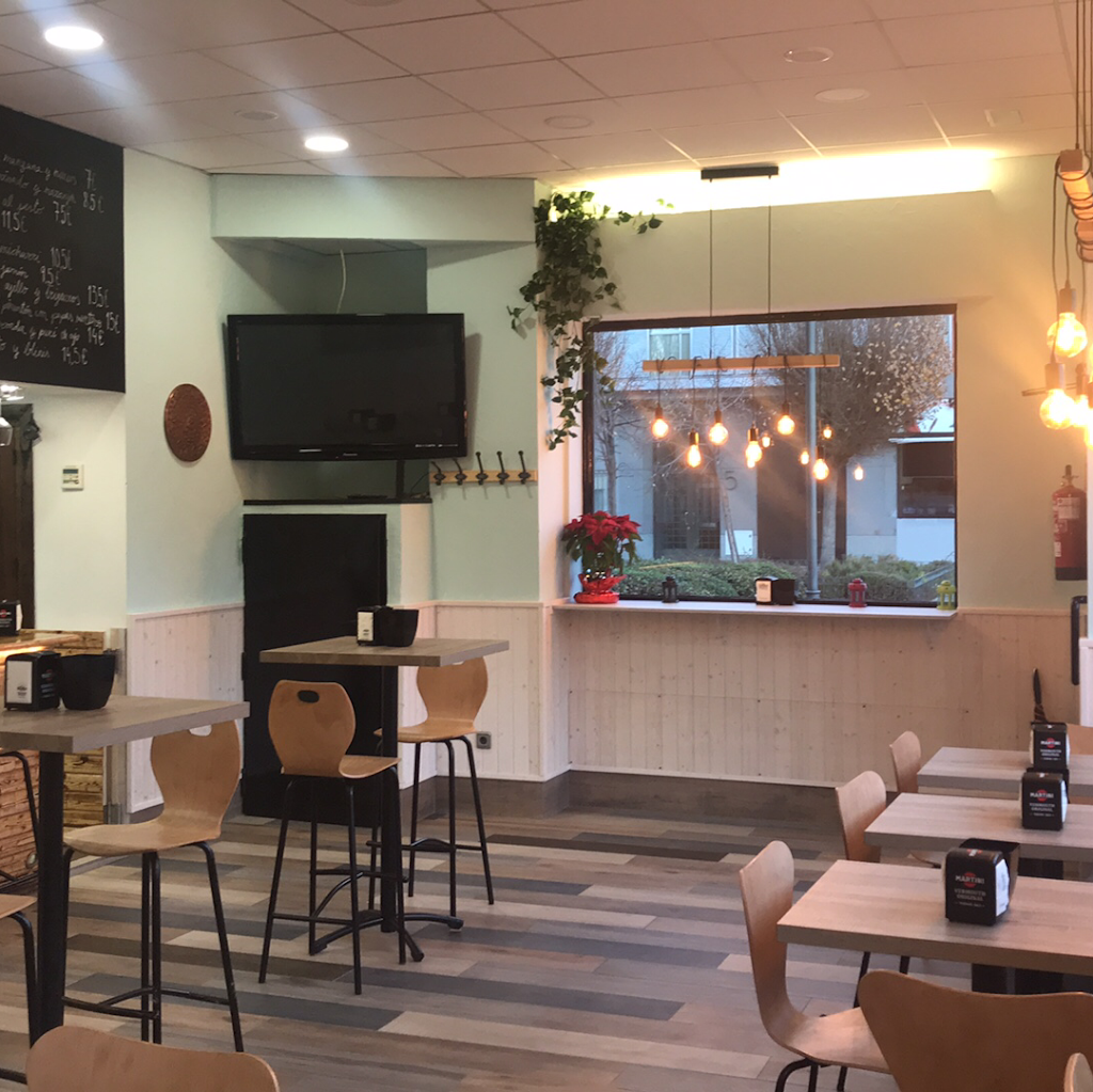 Bar Restaurante Ahi Hay Ay!!. — Ambiente