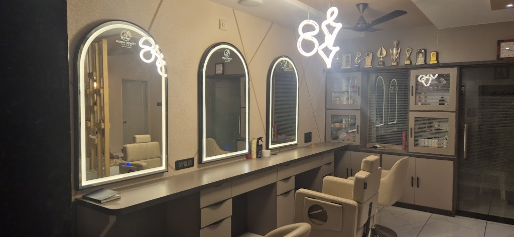 Riddhi Beauty Salon