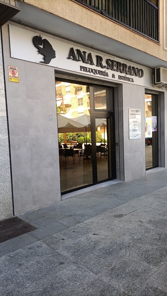 PELUQUERIA Y ESTETICA ANA R.SERRANO — Exterior